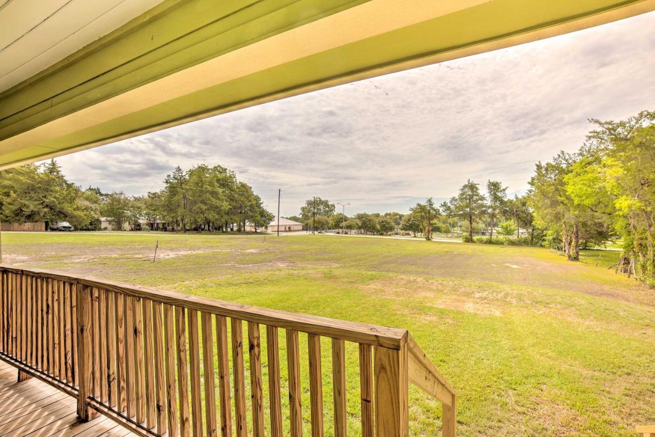 The Gathering Place Brenham Home On 6 Acres Extérieur photo